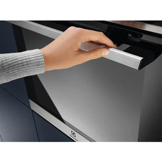 Four encastrable Electrolux COD6P66X0