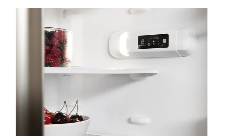 Réfrigérateur 1 porte Whirlpool arg8672 encastrable 122 cm