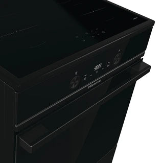 Cuisinière induction Hisense HEITS5D70BPMPG