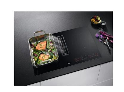 Plaque de cuisson avec hotte intégrée Aeg CCE84543CB + HOTTE INTÉGRÉE