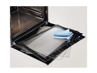 Cuisinière vitrocéramique Electrolux EKR524211K