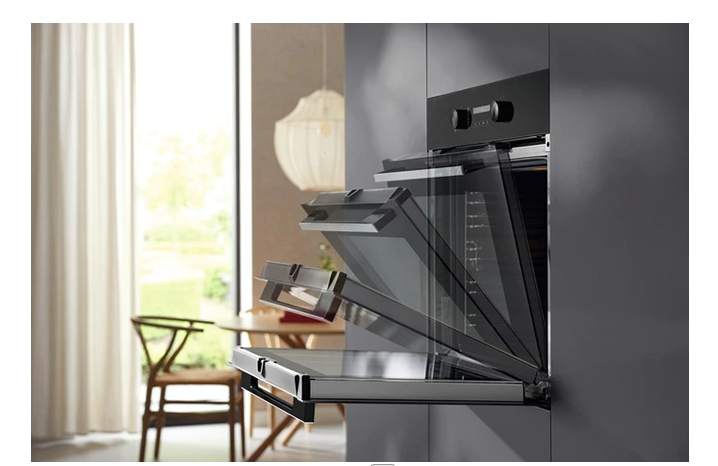 Four encastrable Miele H 2767 BP